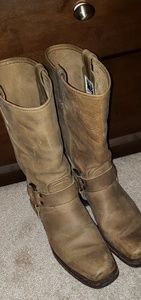 Frye Harness 12R boots